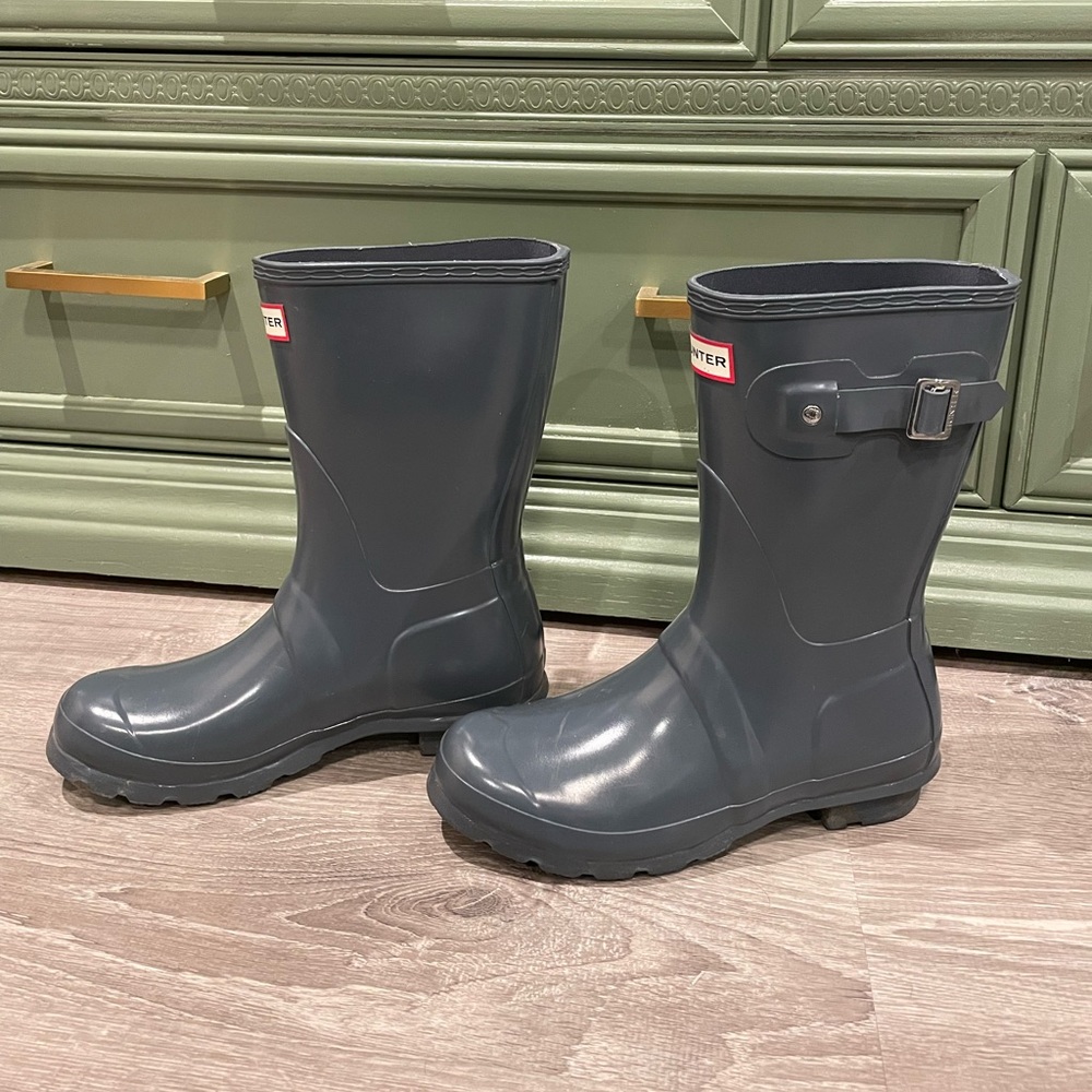 Women hunter boots